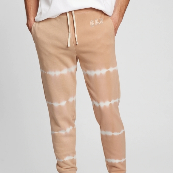 NWT GAP Logo Tie-dye Jogger Khaki/Sand - Picture 1 of 8